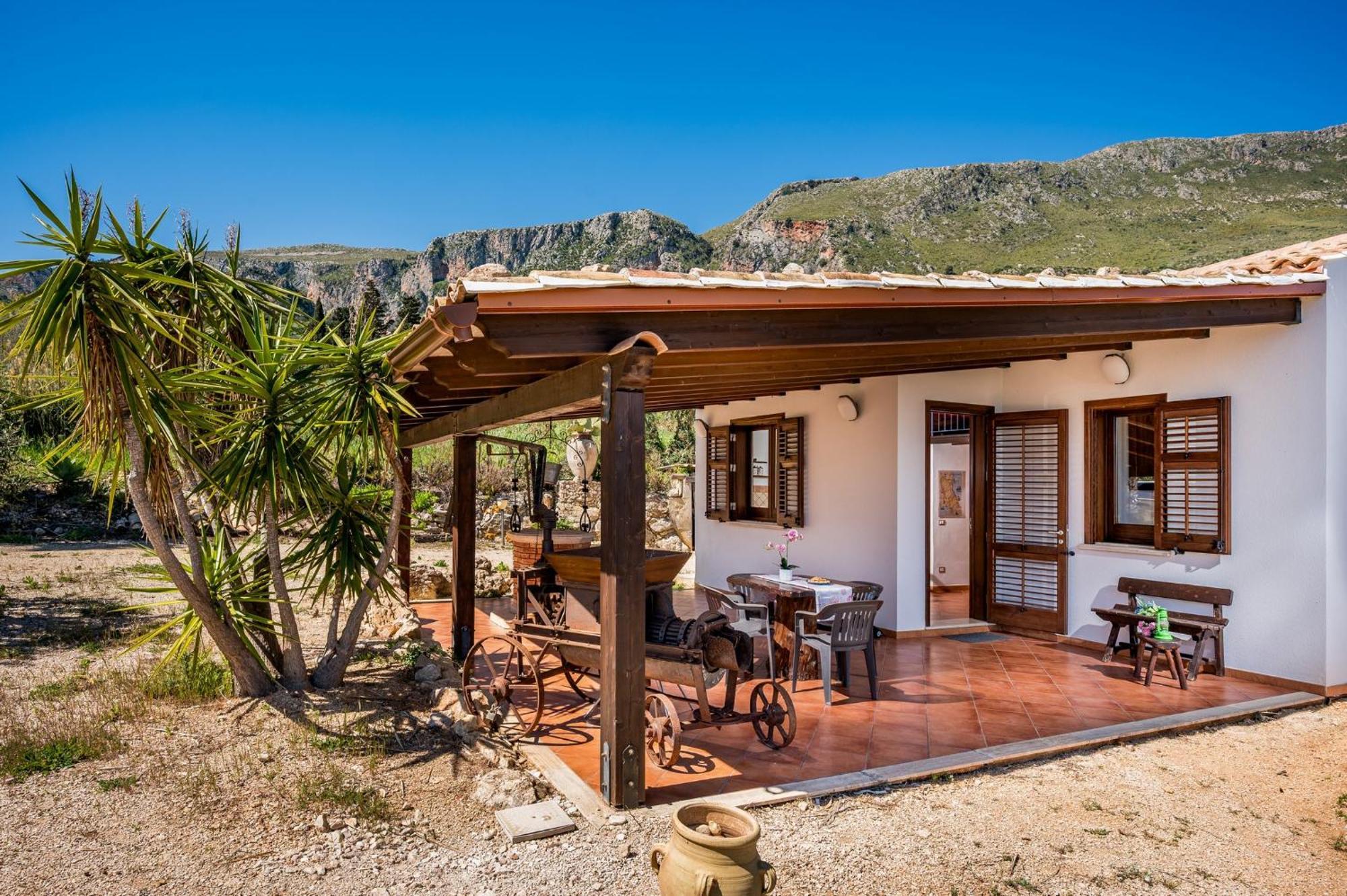 Villa Elena vicino la Riserva naturale dello Zingaro Scopello  Esterno foto