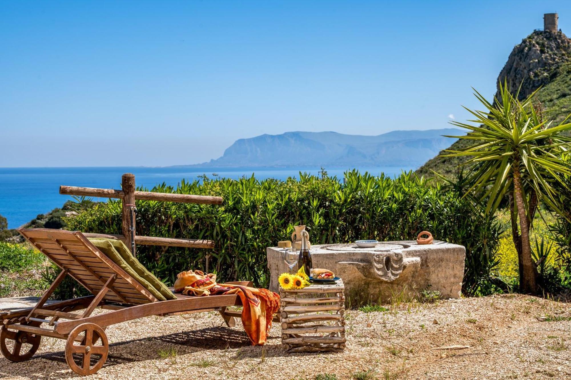 Villa Elena vicino la Riserva naturale dello Zingaro Scopello  Esterno foto