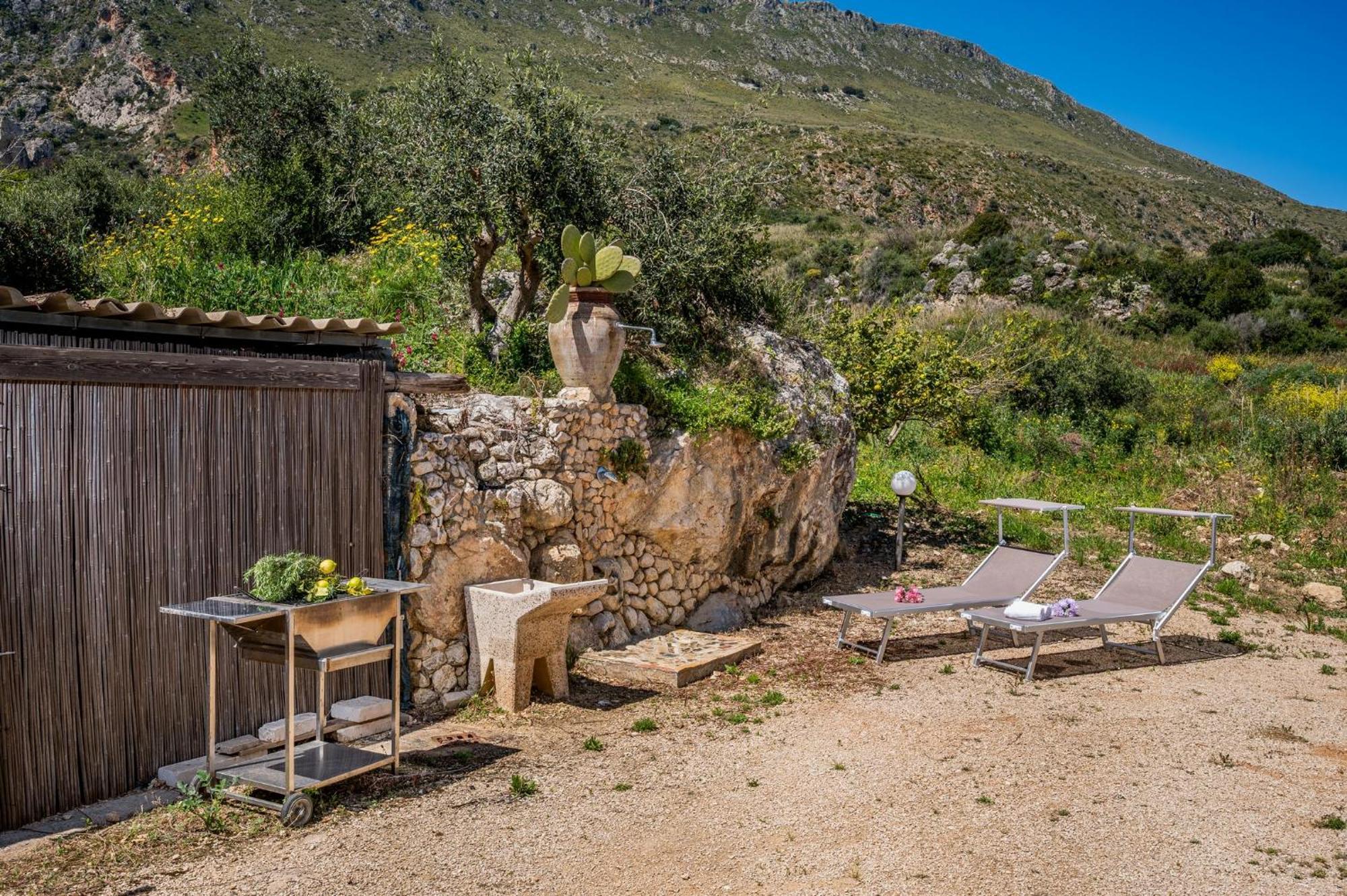 Villa Elena vicino la Riserva naturale dello Zingaro Scopello  Esterno foto